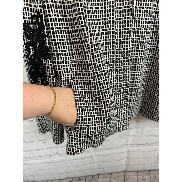 CHICO'S black white check embroidered rayon blend jacket blazer size 2 12/14 - Picture 5 of 8